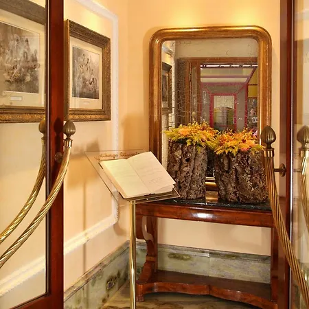 Hotel Ottocento Řím