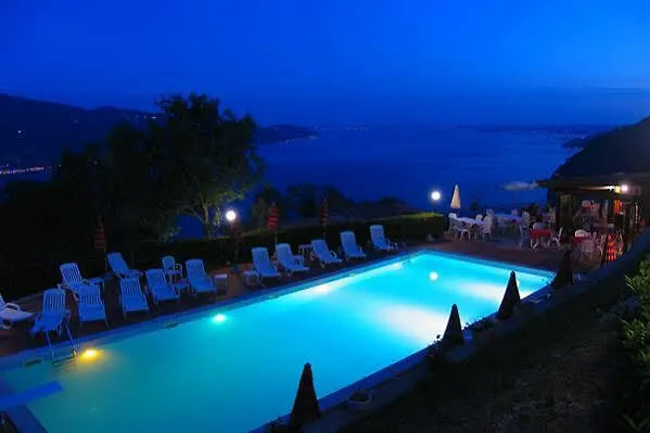 Szálloda Ottocento 4*